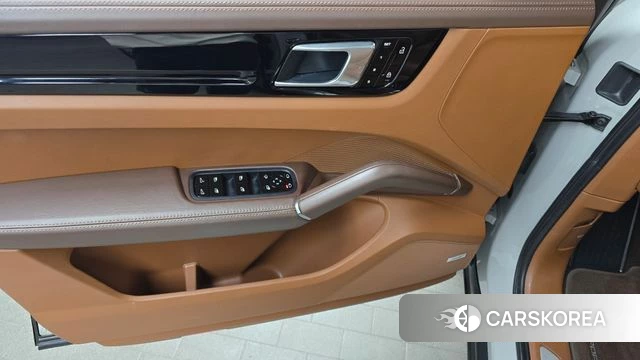 Porsche Cayenne (PO536) id 4362350 из Кореи 16