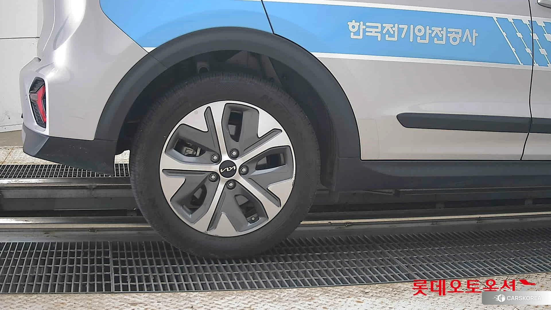 Kia Niro Plus id 4664329 из Кореи 16