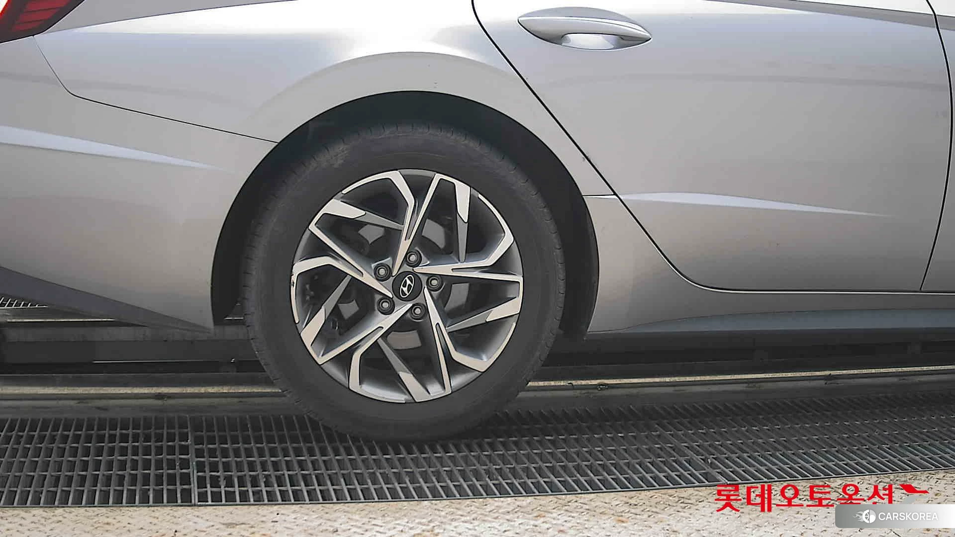 Hyundai Sonata id 4498413 из Кореи 16