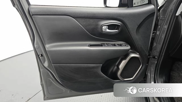 Jeep Renegade id 4620154 из Кореи 16