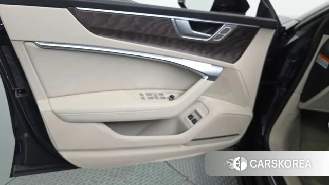 Audi A7 (4K) id 4555013 из Кореи 16