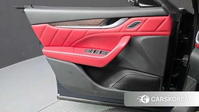Maserati Levante id 4592286 из Кореи 16