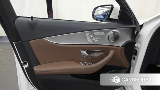 Mercedes-Benz E-Class W213 id 4737732 из Кореи 16