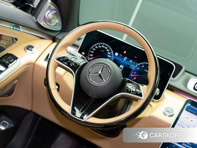 Mercedes-Benz Maybach S-class id 4259779 из Китая 16
