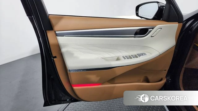 Hyundai The New Grandeur IG id 4187997 из Кореи 16