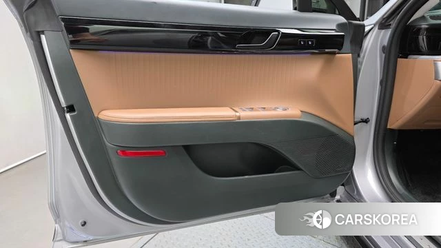 Hyundai Grandeur Hybrid (GN7) id 4720369 из Кореи 16