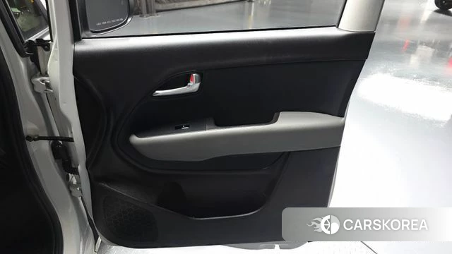 Kia The New Kia Ray id 4942197 из Кореи 16