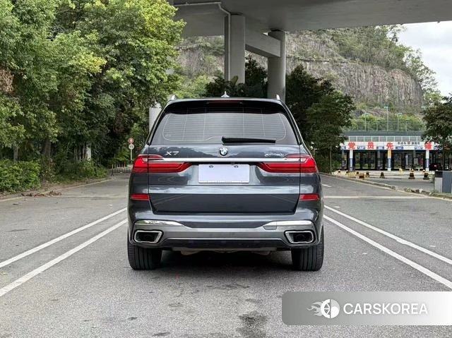 BMW X7 id 4387307 из Китая 16