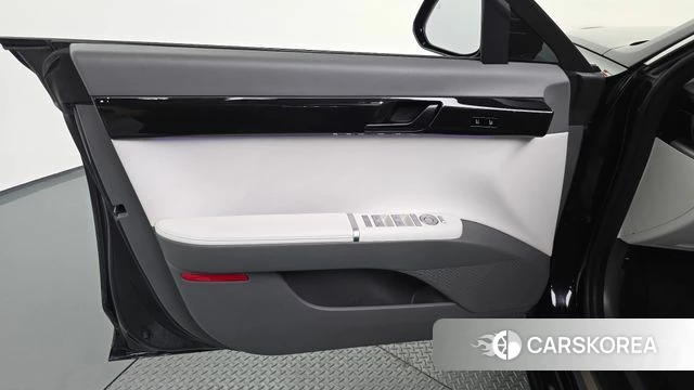 Hyundai Grandeur Hybrid (GN7) id 4696604 из Кореи 16