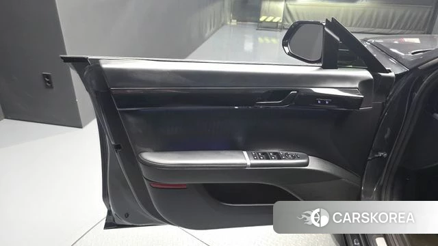 Hyundai Grandeur Hybrid (GN7) id 4711306 из Кореи 16
