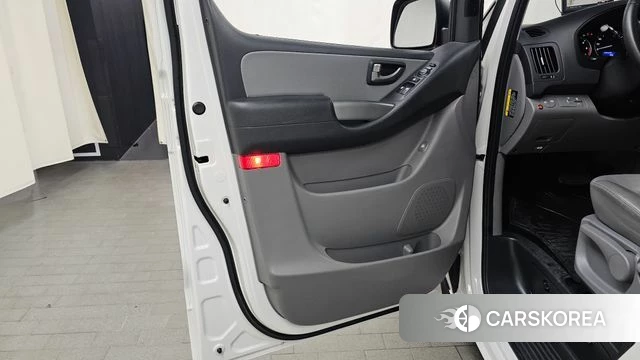 Hyundai The New Grand Starex id 4865043 из Кореи 16