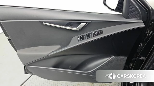 Kia Di Ol Nu Niro id 4185902 из Кореи 16