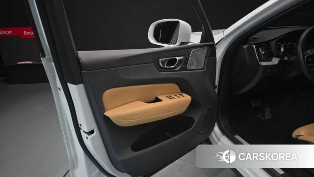 Volvo XC60 second Generation id 4536284 из Кореи 16