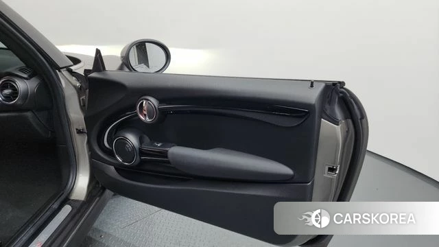 Mini Cooper S Convertible id 4417058 из Кореи 16