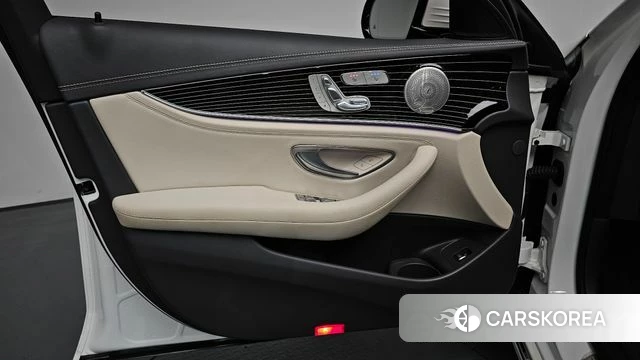 Mercedes-Benz E-Class W213 id 4650315 из Кореи 16