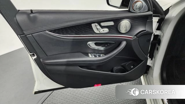 Mercedes-Benz E-Class W213 id 4304056 из Кореи 16
