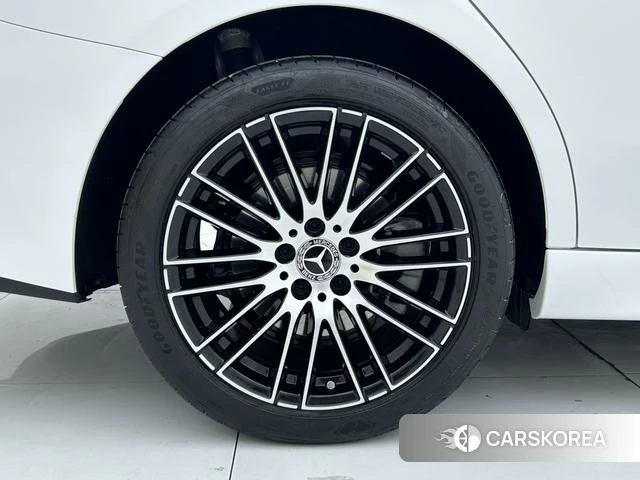 Mercedes-Benz Class C id 3968859 из Китая 16