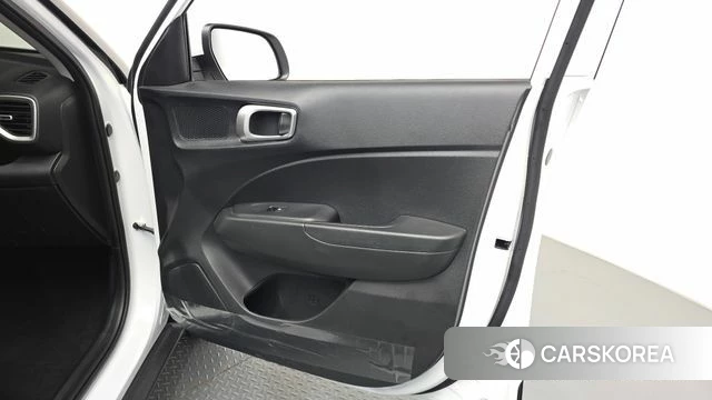 Hyundai Venue id 4940945 из Кореи 16