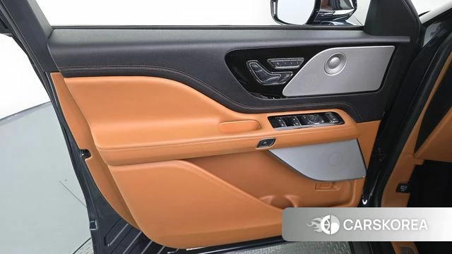 Lincoln Aviator 2nd generation id 4444286 из Кореи 16