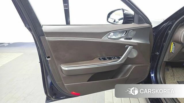 Kia Stinger id 4765205 из Кореи 16