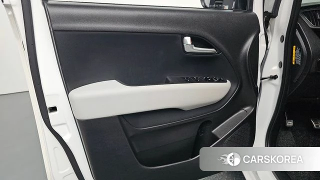 Kia The New Kia Ray id 4893120 из Кореи 16