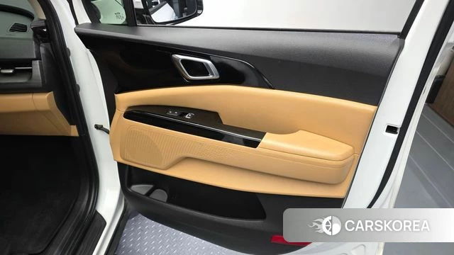 Kia Carnival 4th generation id 4250343 из Кореи 16