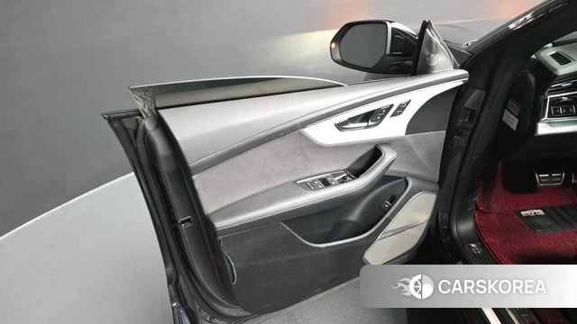 Audi Q8 (4M) id 4608018 из Кореи 16