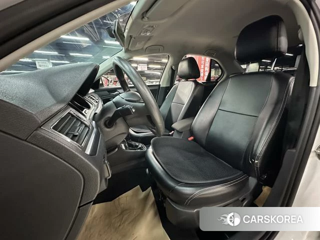 Volkswagen Bora id 4218220 из Китая 16