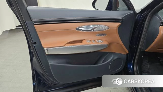 Genesis GV70 id 4231808 из Кореи 16