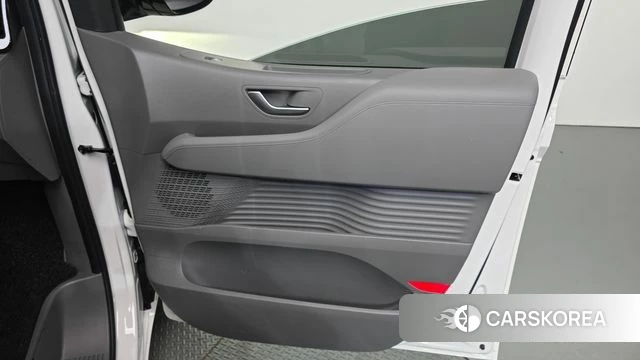 Hyundai Staria id 4223060 из Кореи 16