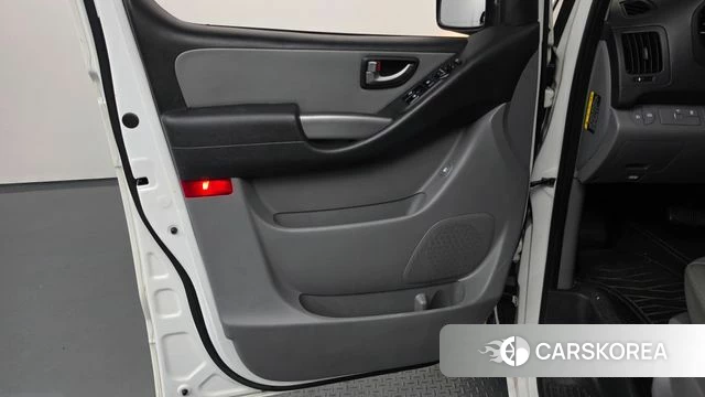 Hyundai The New Grand Starex id 4732839 из Кореи 16