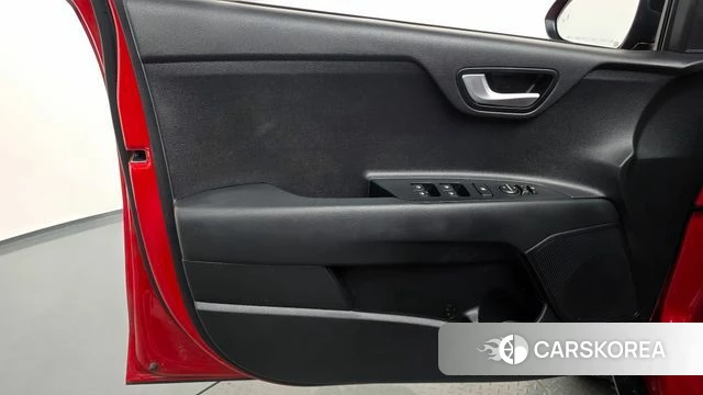 Kia Stonic id 4530863 из Кореи 16