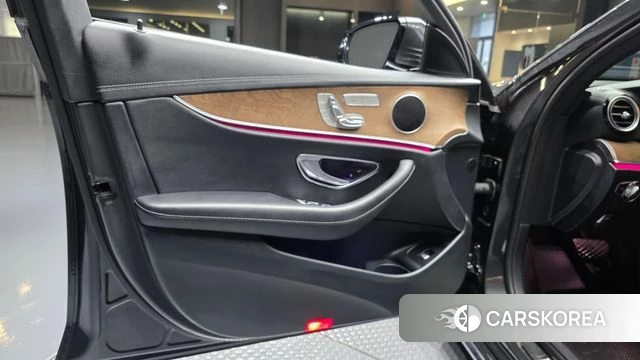 Mercedes-Benz E-Class W213 id 4541085 из Кореи 16