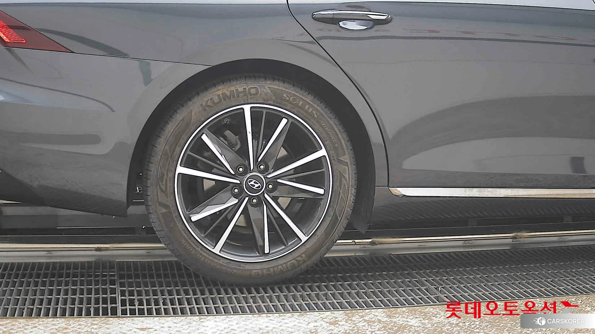 Hyundai Grandeur id 3875787 из Кореи 16