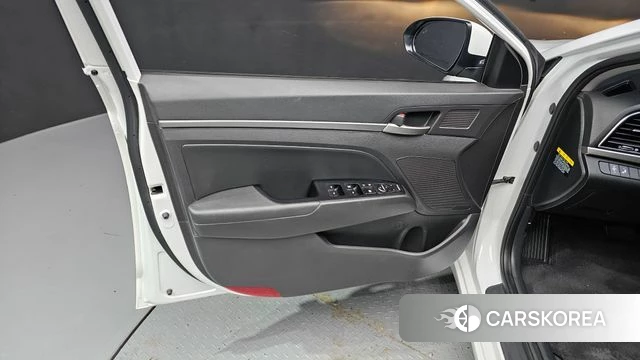 Hyundai Avante AD id 4325829 из Кореи 16
