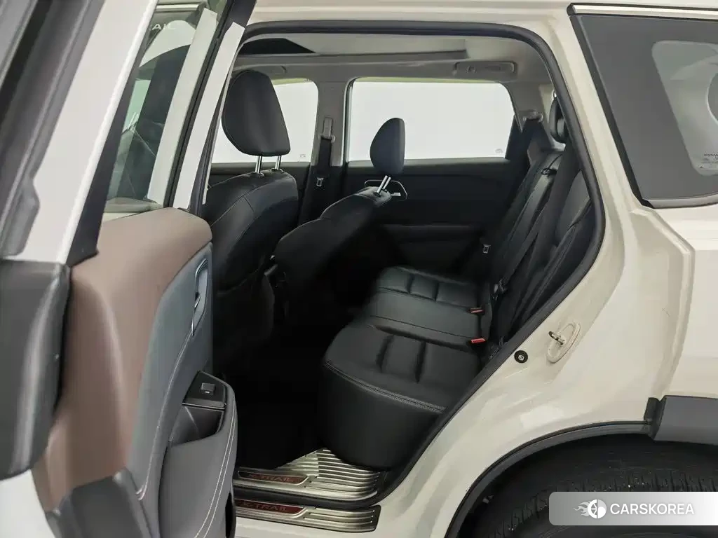 Nissan Qijun id 4629074 из Китая 16