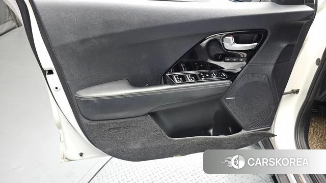 Kia Niro id 4643105 из Кореи 16