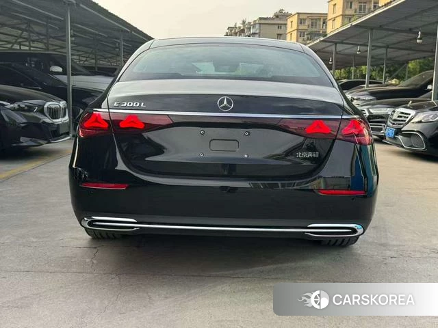Mercedes-Benz E-class id 4306831 из Китая 16