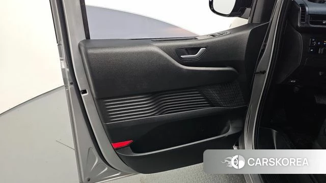 Hyundai Staria id 4928929 из Кореи 16