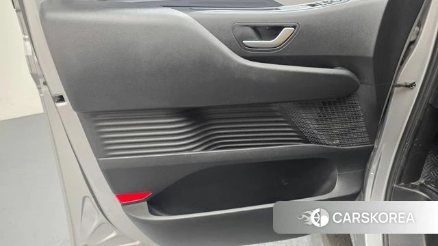 Hyundai Staria id 4579483 из Кореи 16