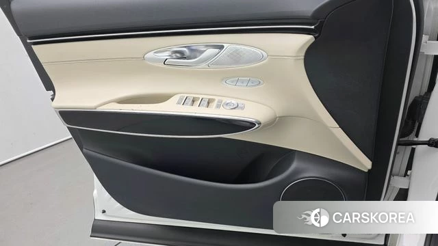Genesis GV70 id 4444607 из Кореи 16