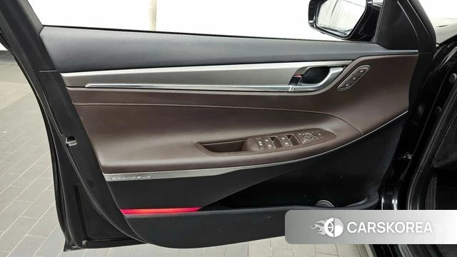 Hyundai The New Grandeur IG id 4293419 из Кореи 16