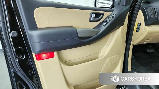 Hyundai The New Grand Starex id 4416306 из Кореи 16