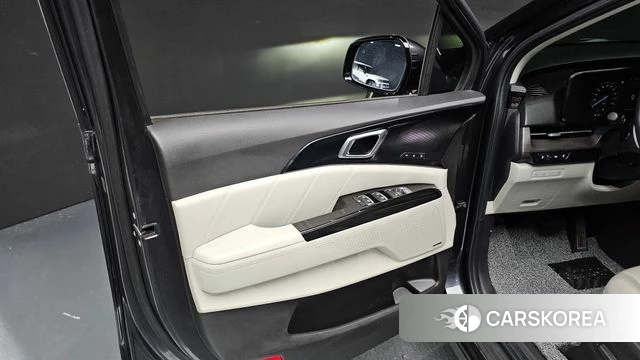 Kia Carnival 4th generation id 4444383 из Кореи 16