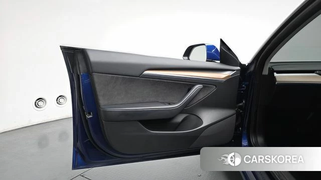 Tesla Model 3 id 4230978 из Кореи 16