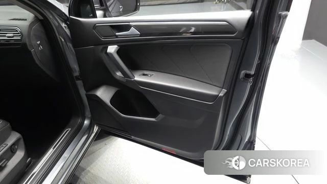 Volkswagen Tiguan Allspace id 4417255 из Кореи 16