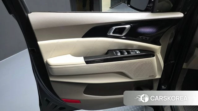 Kia Carnival 4th generation id 4304010 из Кореи 16
