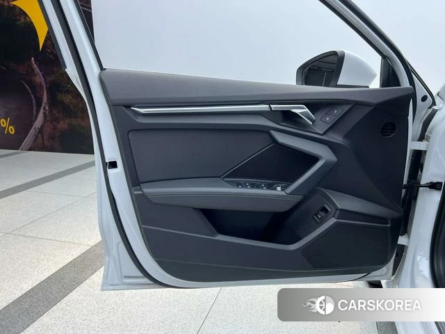 Audi A3 id 4258544 из Китая 16