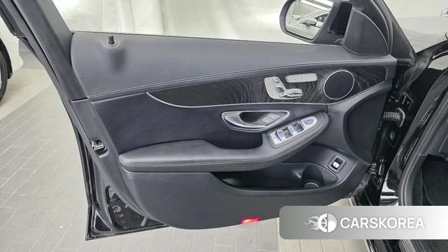 Mercedes-Benz C-Class W205 id 4746624 из Кореи 16