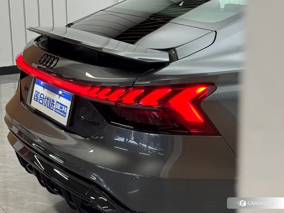 Audi RS e-tron GT id 4599759 из Китая 16